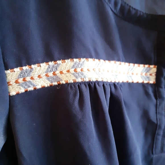 Gap | sheer elastic waist embroidered tunic dress - Picture 3 of 5